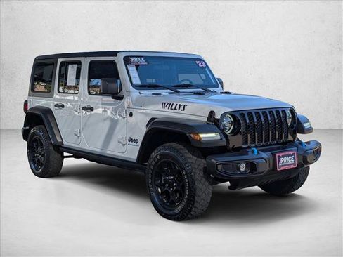 Used 2023 Jeep Wrangler Unlimited AWD/4WD image 3
