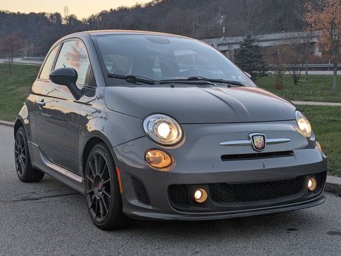 Used 2013 FIAT 500 Abarth w/ Comfort/Convenience Group image 1
