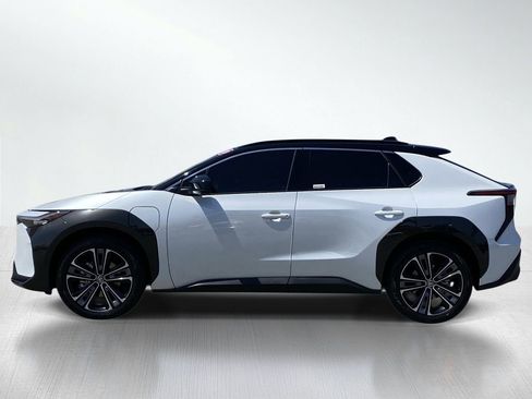 Certified 2024 Toyota bZ4X FWD image 2