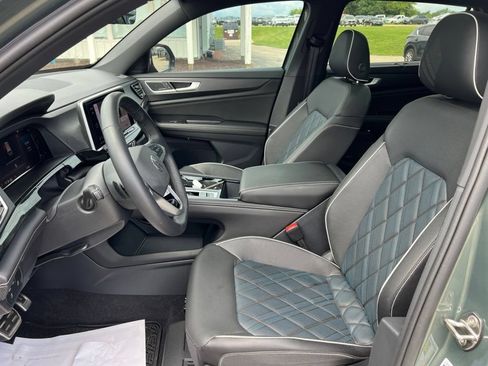 Used 2026 Volkswagen Atlas Cross Sport SEL Premium R-Line AWD/4WD image 20