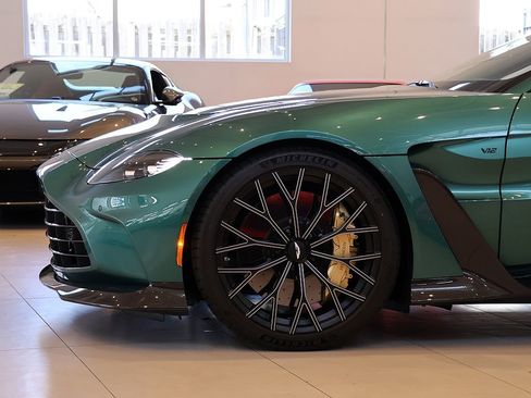 Used 2023 Aston Martin V12 Vantage Roadster RWD image 67