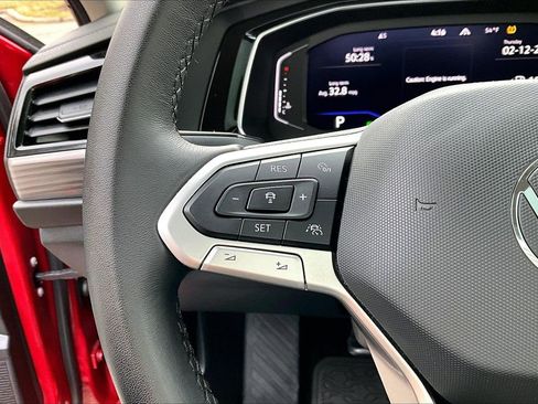 Used 2022 Volkswagen Jetta SEL image 30