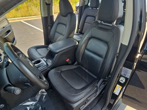 Used 2021 Chevrolet Colorado Z71 w/ Safety Package AWD/4WD image 14