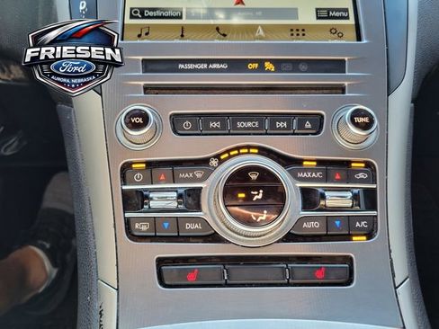 Used 2017 Lincoln MKZ Select w/ Select Plus Package image 19