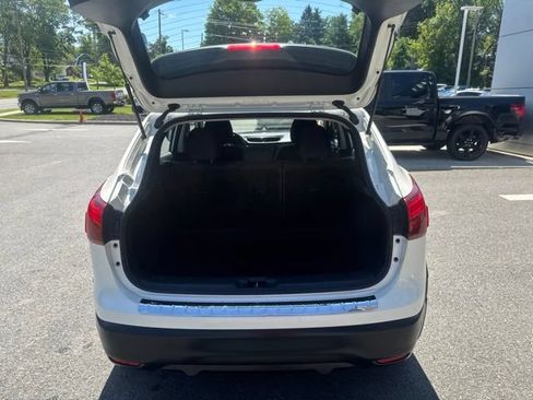 Used 2017 Nissan Rogue Sport S w/ S Appearance Package AWD/4WD image 9