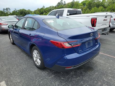 Used 2025 Toyota Camry LE image 8