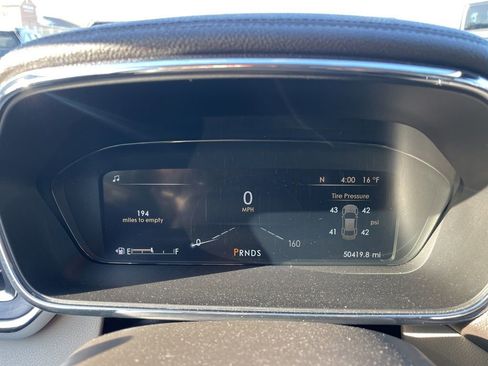 Used 2020 Lincoln Continental AWD w/ Premium Package image 21