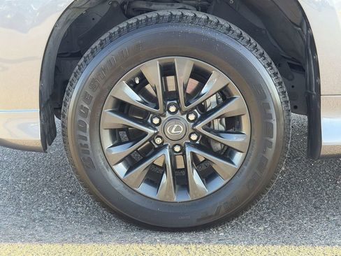 Used 2022 Lexus GX 460 Premium w/ Premium Package AWD/4WD image 11