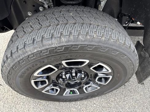 Certified 2026 Ford F250 Platinum AWD/4WD image 5