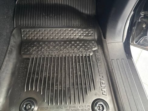 Used 2023 Toyota 4Runner Limited AWD/4WD image 42