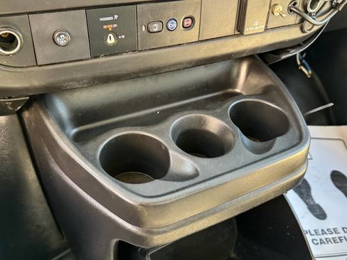 Used 2019 Chevrolet Express 2500 w/ Driver Convenience Package RWD image 30