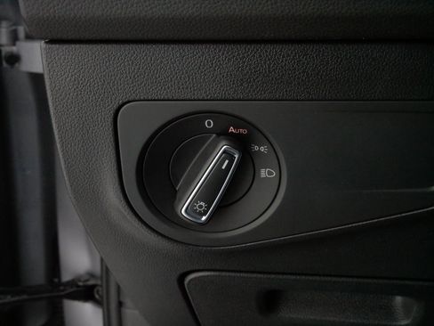 Certified 2024 Volkswagen Tiguan SE image 26