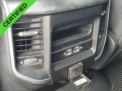 Used 2019 RAM 1500 Big Horn AWD/4WD image 30