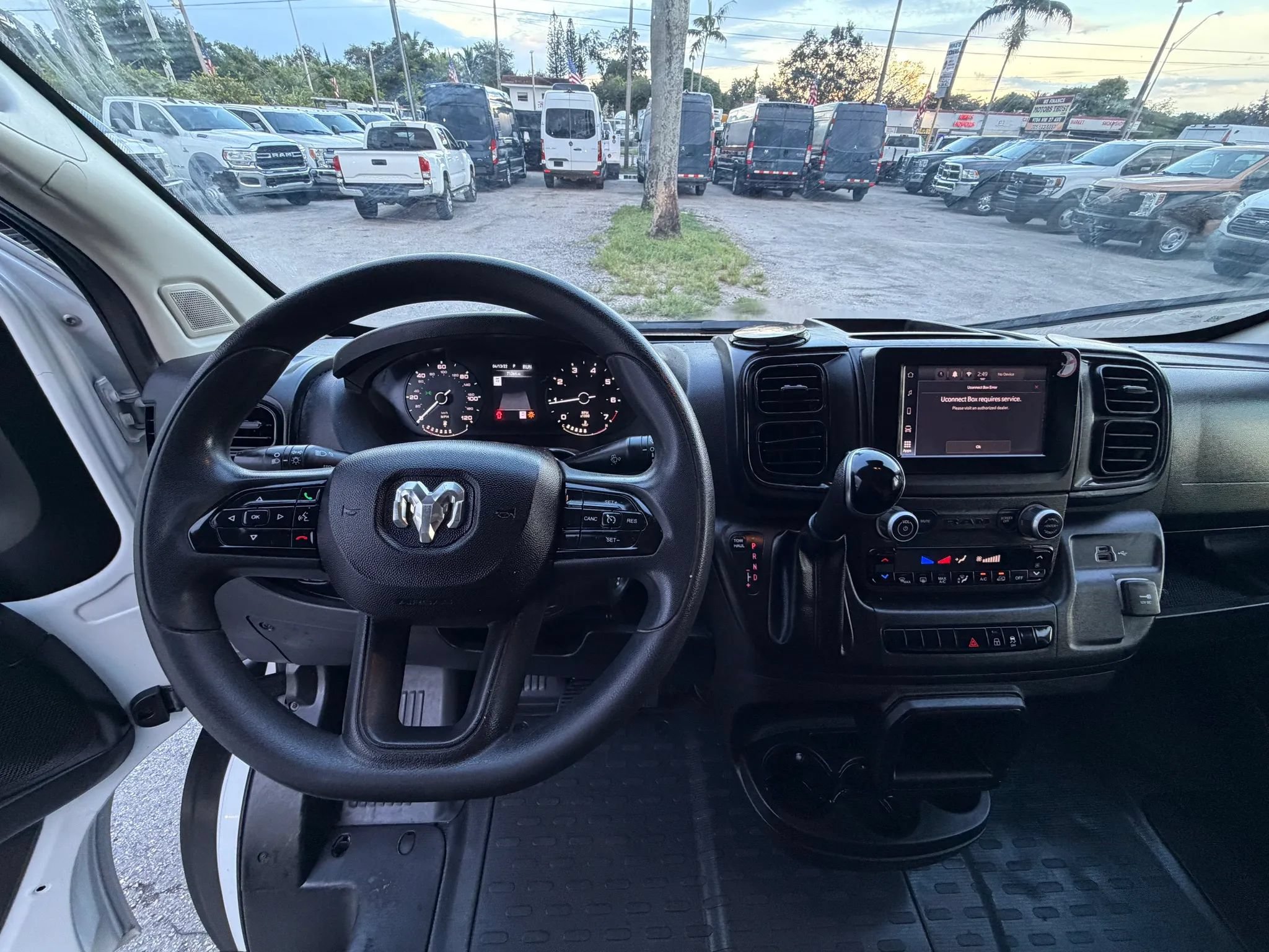 Used 2023 RAM ProMaster 2500 FWD image 11