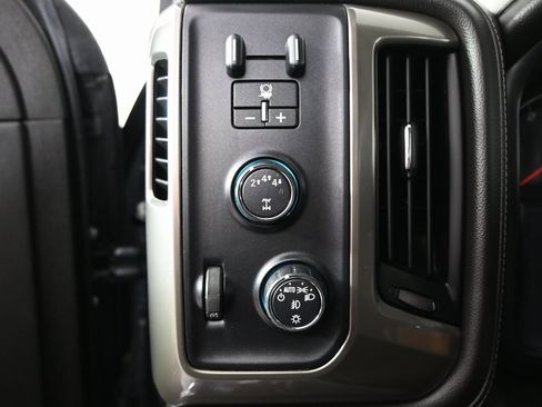 Used 2019 Chevrolet Silverado 3500 High Country w/ Duramax Plus Package image 29