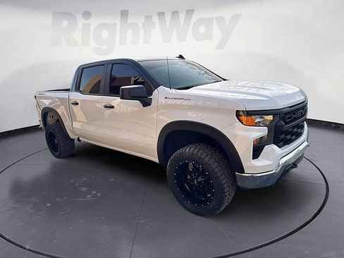 Used 2024 Chevrolet Silverado 1500 W/T w/ Trailering Package AWD/4WD image 7