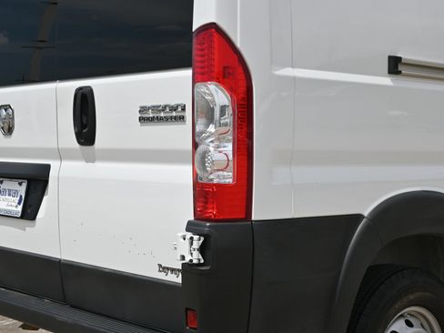 Used 2023 RAM ProMaster 2500 FWD image 22