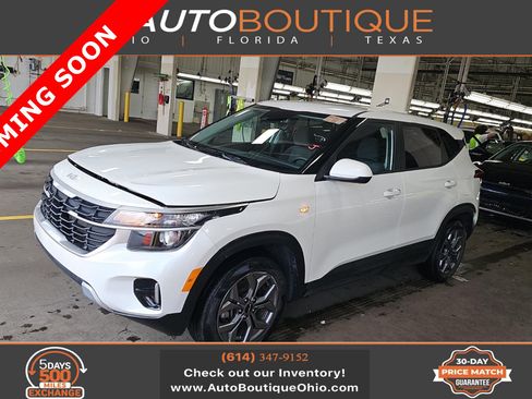 Used 2024 Kia Seltos LX AWD/4WD image 1