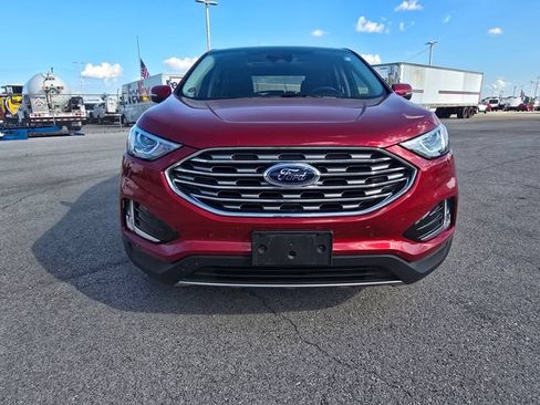Used 2022 Ford Edge Titanium w/ Class II Trailer Tow Package AWD/4WD image 9