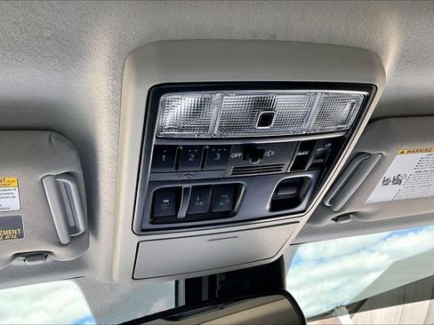 Used 2023 Toyota 4Runner 40th Anniversary SE image 31