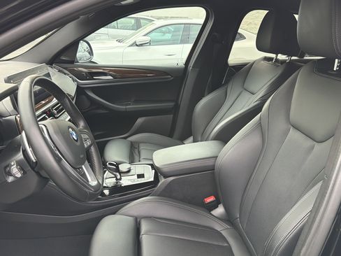 Certified 2023 BMW X4 xDrive30i w/ Premium Package image 18