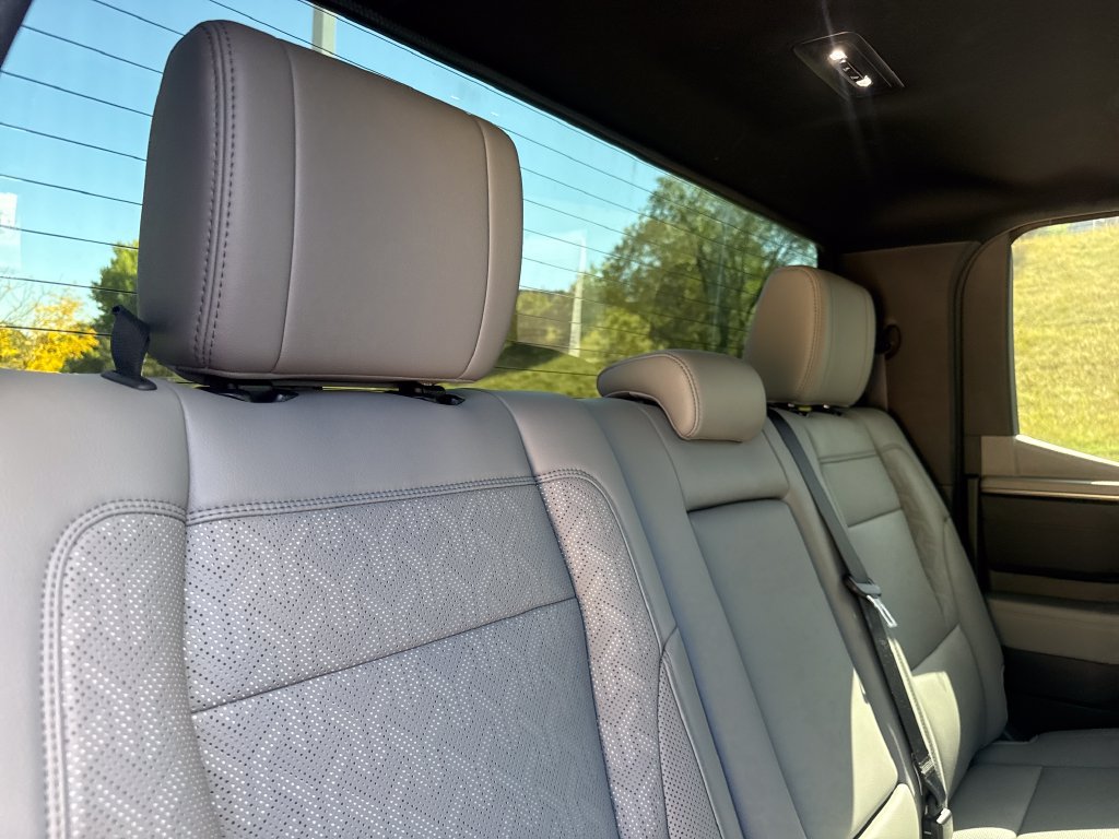 Used 2025 Toyota Tundra Limited AWD/4WD image 23