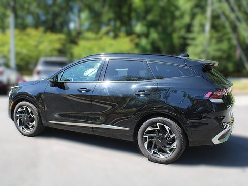 Certified 2025 Kia Sportage SX FWD image 6