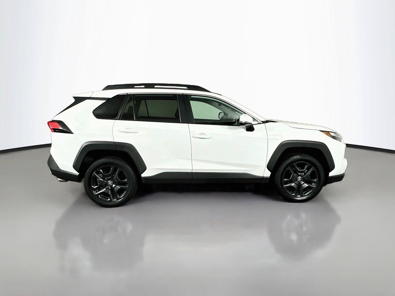 Used 2024 Toyota RAV4 Adventure AWD/4WD image 16