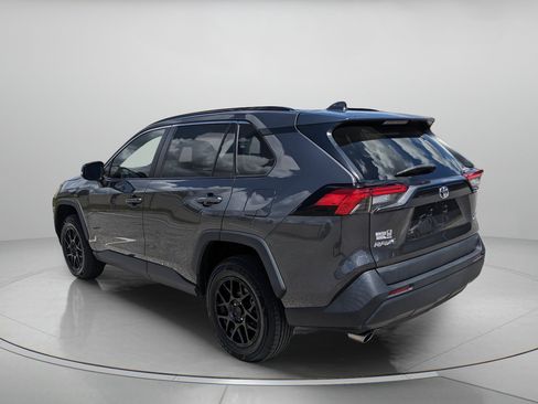 Used 2023 Toyota RAV4 XLE FWD image 6