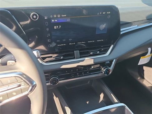 New 2026 Chevrolet Equinox LT image 24