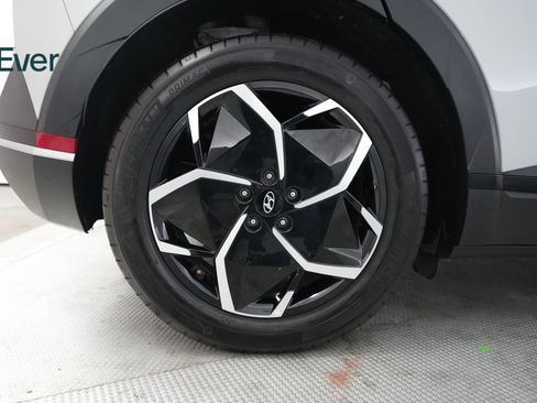 Used 2024 Hyundai Ioniq 5 SEL image 22