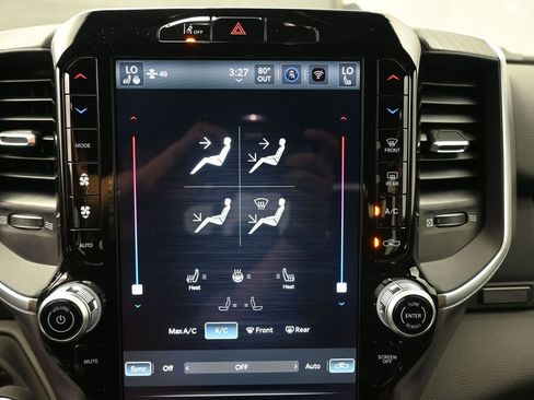 New 2026 RAM 1500 4x4 Crew Cab image 9