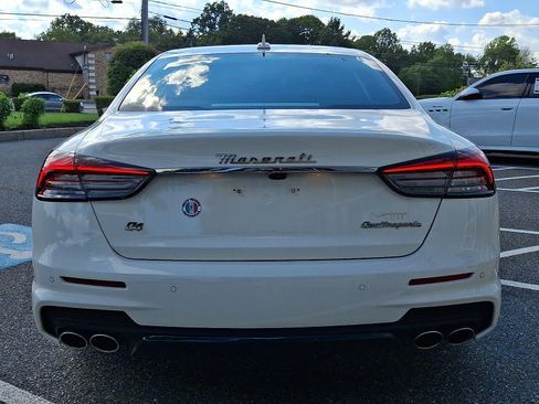 Used 2024 Maserati Quattroporte Modena Ultima Q4 AWD/4WD image 5