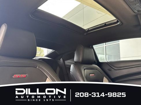 Used 2018 Chevrolet Camaro SS RWD image 16
