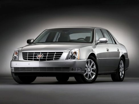 Used 2007 Cadillac DTS Luxury I w/ Trunk Convenience Package image 1