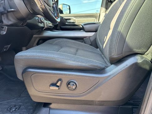 Used 2019 RAM 1500 Big Horn image 16
