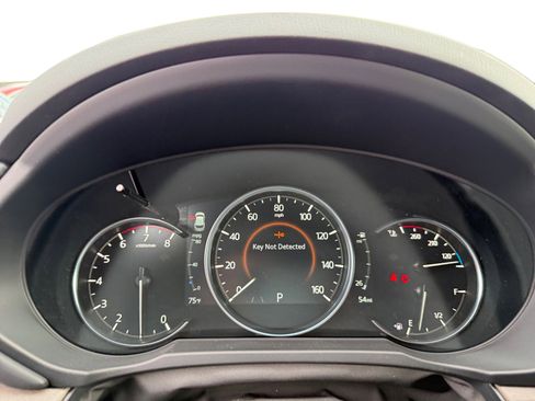 New 2025 MAZDA CX-5 Signature image 11