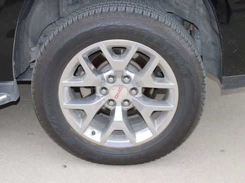 Used 2016 GMC Yukon SLT w/ HD Trailering Package image 30