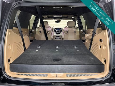 Used 2020 Cadillac Escalade Platinum AWD/4WD image 17