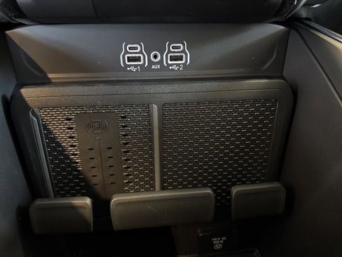 New 2026 RAM 1500 4x4 Crew Cab image 23