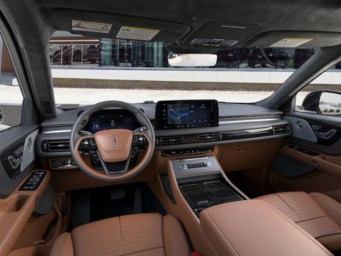 New 2026 Lincoln Aviator Black Label w/ Jet Appearance Package AWD/4WD image 9