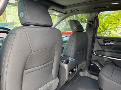 New 2026 Chevrolet Traverse LT w/ Enhanced Driving Package image 17