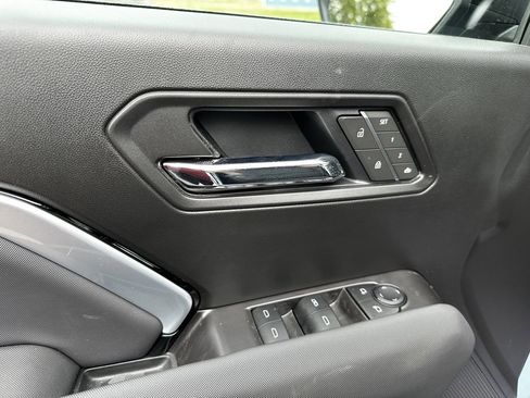 New 2025 Chevrolet Colorado Z71 w/ Midnight Edition image 7