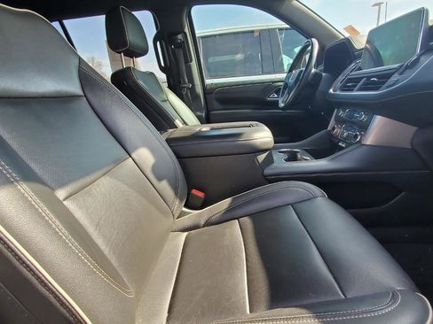 Used 2021 GMC Yukon SLT image 4