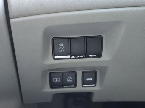 Used 2011 INFINITI M56 x w/ Deluxe Touring Pkg image 11