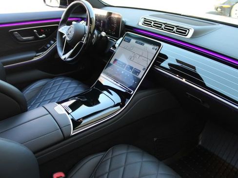 Used 2024 Mercedes-Benz S 580e 4MATIC Sedan image 13