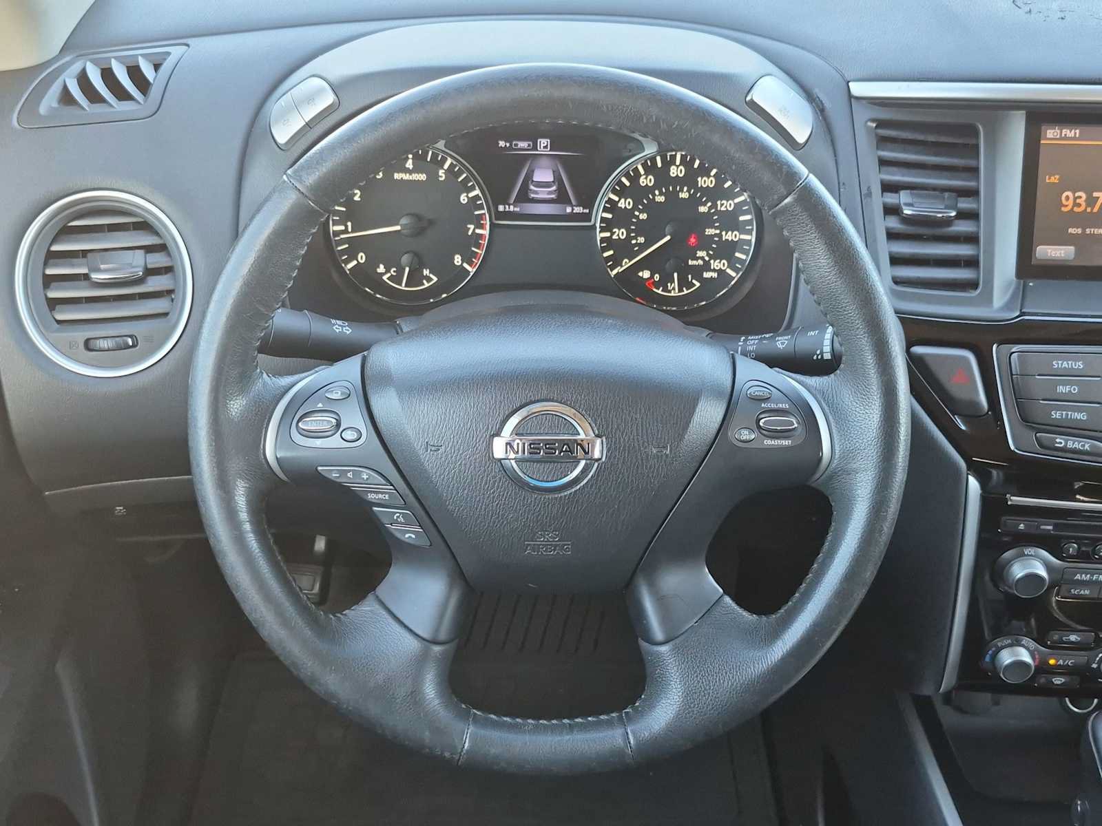 Used 2016 Nissan Pathfinder SV AWD/4WD image 21