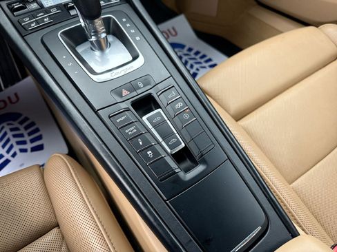 Used 2015 Porsche 911 Targa 4S image 22