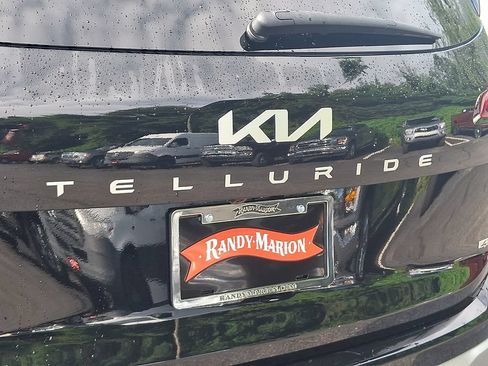 Used 2023 Kia Telluride S AWD/4WD image 30
