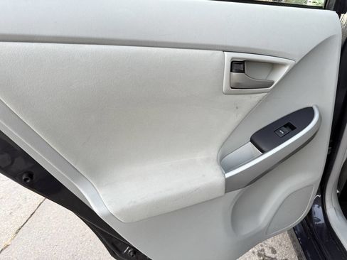 Used 2012 Toyota Prius Two image 21